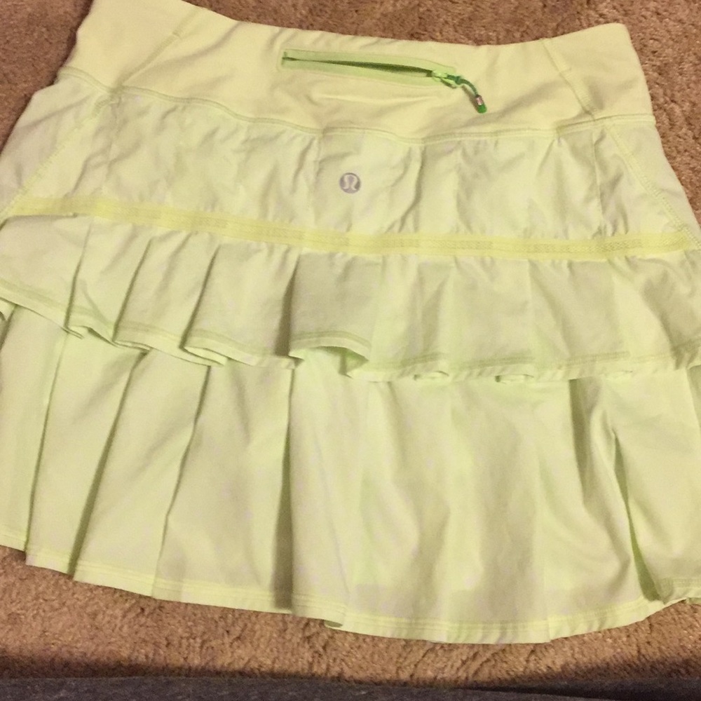 Lululemon sz 4 tall skort